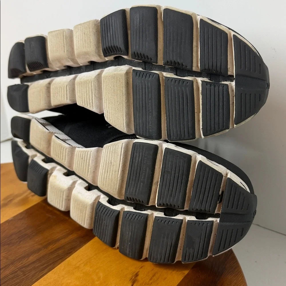 ON RUNNING Cloud 5 Black Men's Running Shoes, size 10.5 fair clean condition - Picture 10 of 14